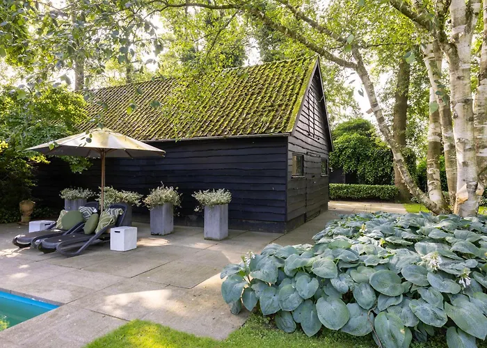 Luxe Hofstede Met Paardenstalling Lunteren