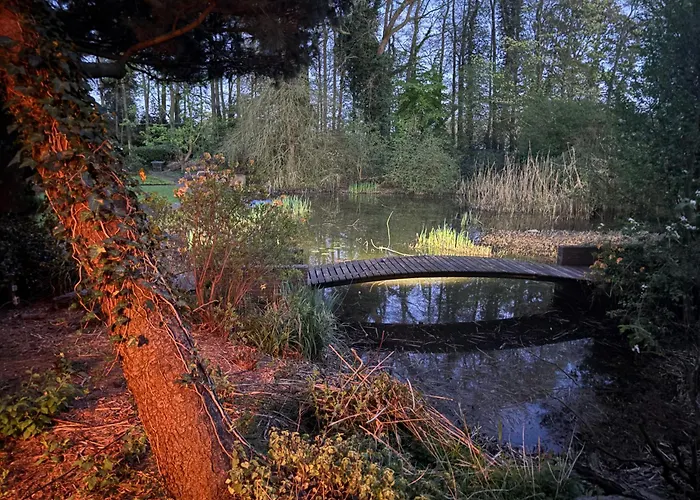 Luxe Hofstede Met Paardenstalling لونتيرين