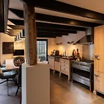 Luxe Hofstede Met Paardenstalling لونتيرين